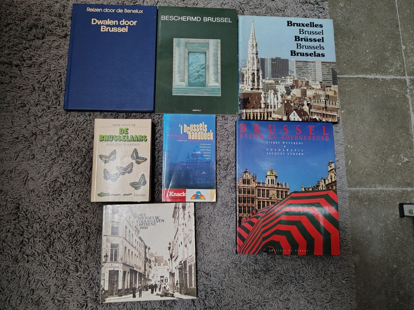 7 boeken Brussel, Ophalen of Verzenden