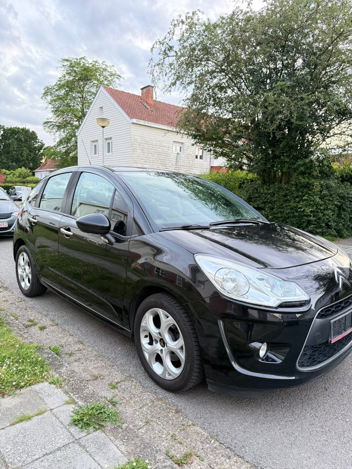 Citroen C3 benzine1.2 digital airco cruise controle gekeurd, Voorwielaandrijving, Euro 5, Stof, Zwart