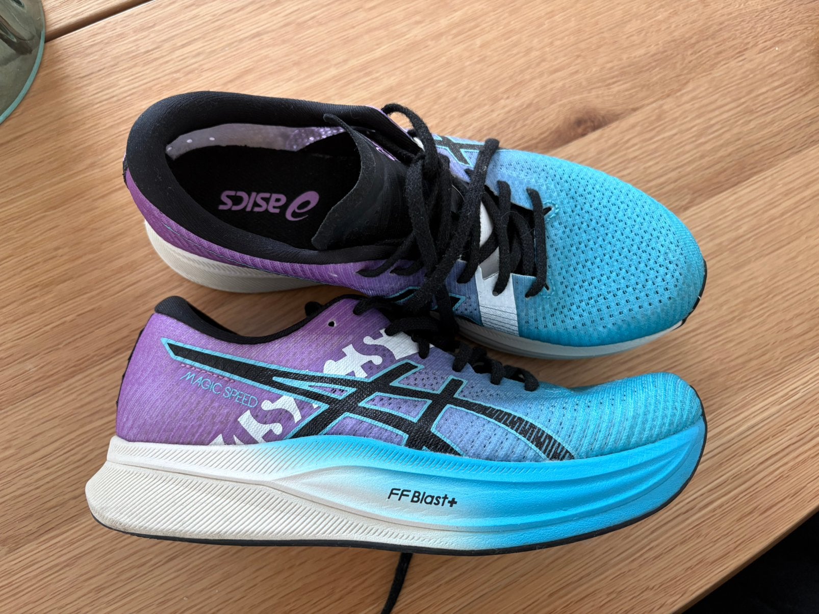 Asics Magic Speed maat 40,5, Enlèvement, Asics