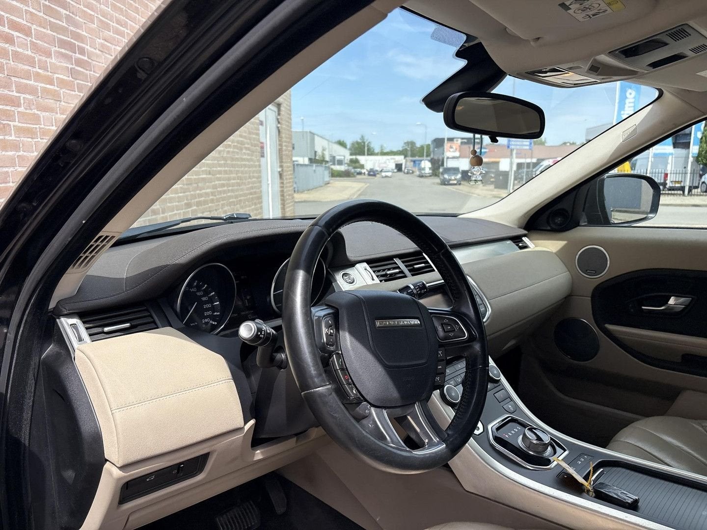 Land Rover Range Rover Evoque 2.2 TD4 4WD Dynamic automatiqu, Achat, 174 g/km, Entreprise, Diesel