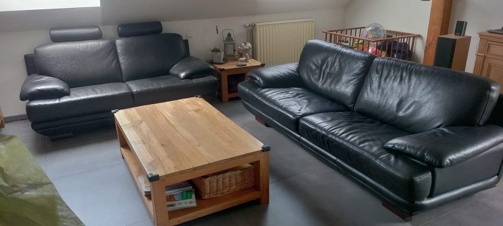 Salon cuir noir épais Belot 3+2 +2 têtières, Huis en Inrichting, Zetels | Zetels, Ophalen, Gebruikt, Driepersoons, Rechte bank
