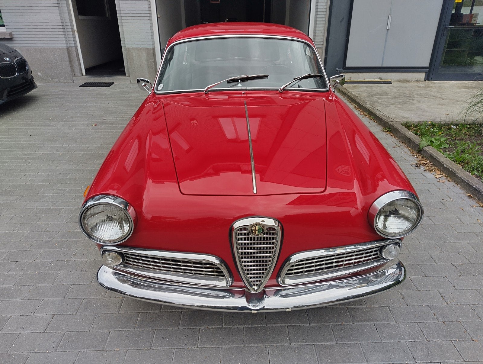 ALFA ROMEO GIULIA SPRINT 1600  1962 entierement restaurée, Autos, Rouge, Entreprise, 2 places, Boîte manuelle