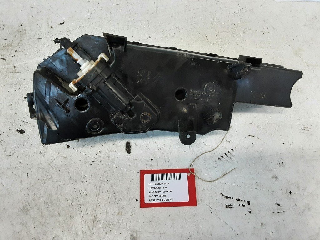 RESERVOIR ADBLUE Citroën Berlingo (980299098004), Autos : Pièces & Accessoires, Citroën, Mevr. I. Hauben, Utilisé, Rue de l'Espoir 34 34
4030  GRIVEGNÉE, BE