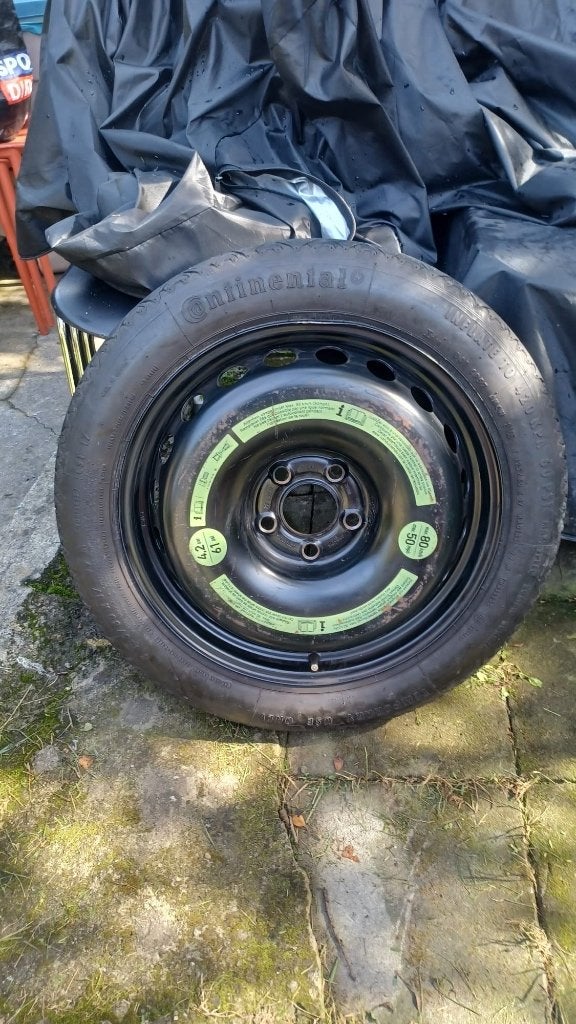 Continental 135/80 R17 99M reservewiel, Auto-onderdelen, Banden en Velgen, Gebruikt, Banden en Velgen, 17 inch, 135 mm