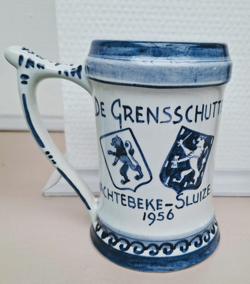 Bierpul De Grensschutters  Wachtebeke- Sluize  1956 Delfts, Ophalen of Verzenden
