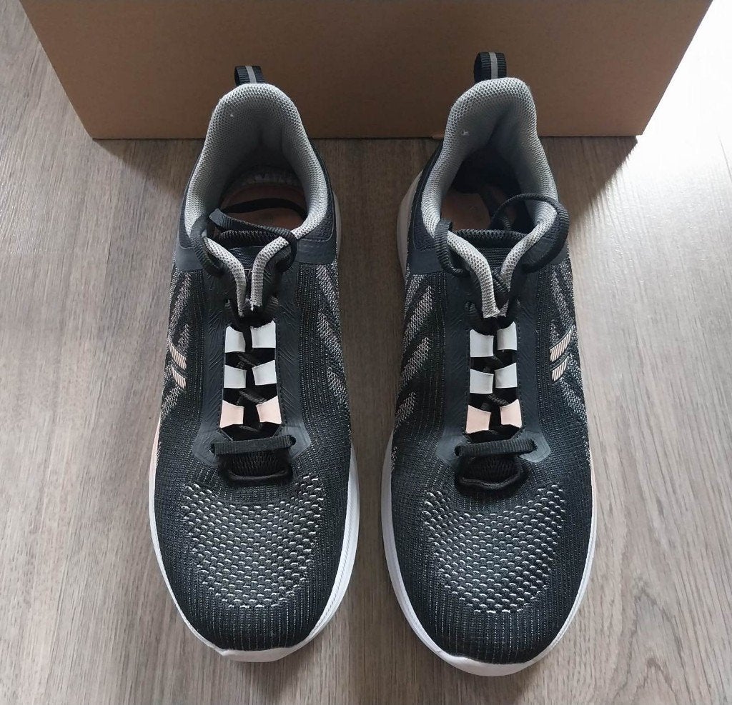 Schoenen maat 40, Enlèvement ou Envoi, Chaussures de sports, Porté, Noir