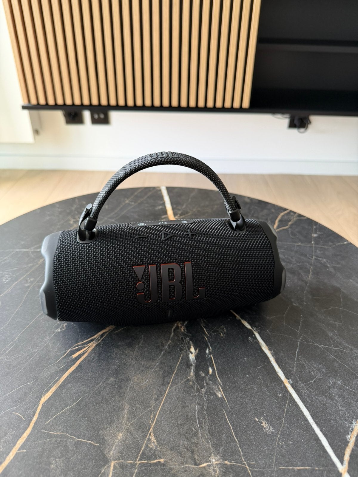 JBL Charge 6, Ophalen, Zo goed als nieuw, JBL