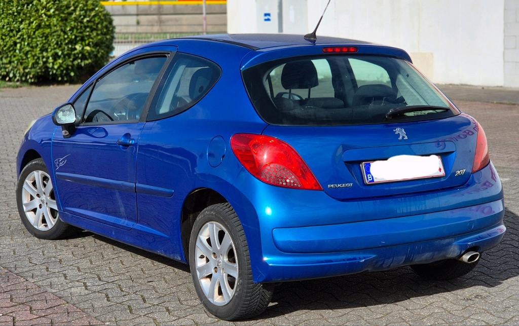 Peugeot 207 16hdi 81kw 220mkm RCUP clima 1000€, Autos, Boîte manuelle, Particulier, 81 kW, Euro 4