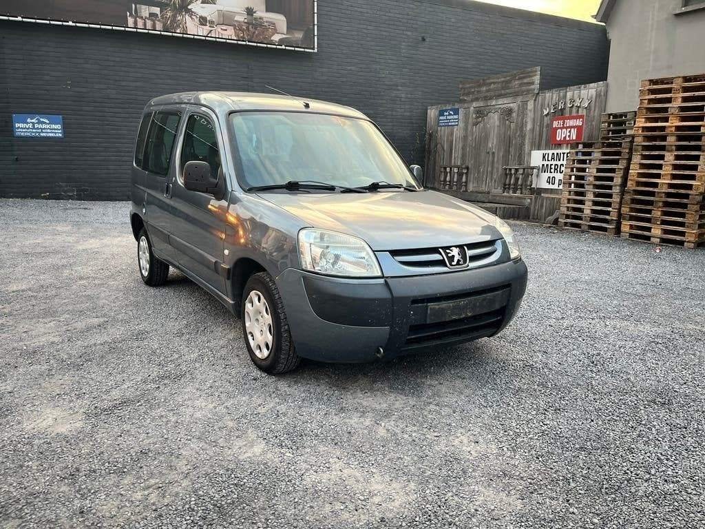 Peugeot Partner Essence / Airco / 140 000km, Autos, Achat, Entreprise, Air conditionné, Essence