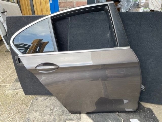 PORTIER RECHTS ACHTER Dakota bruin BMW 5 serie (F10), Gebruikt, Achter, Info@123Parts.nl, Dhr. R. de Gouw