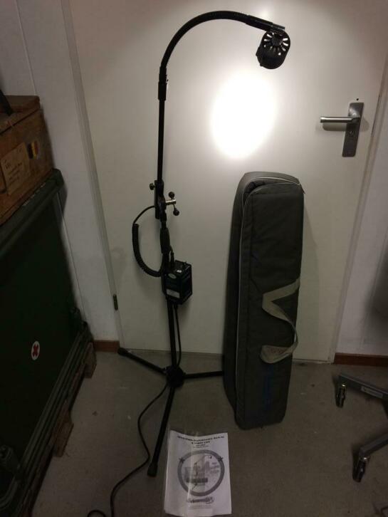 medisch dental veterinair onderzoekslamp US leger Aseptico, Diversen, Braces