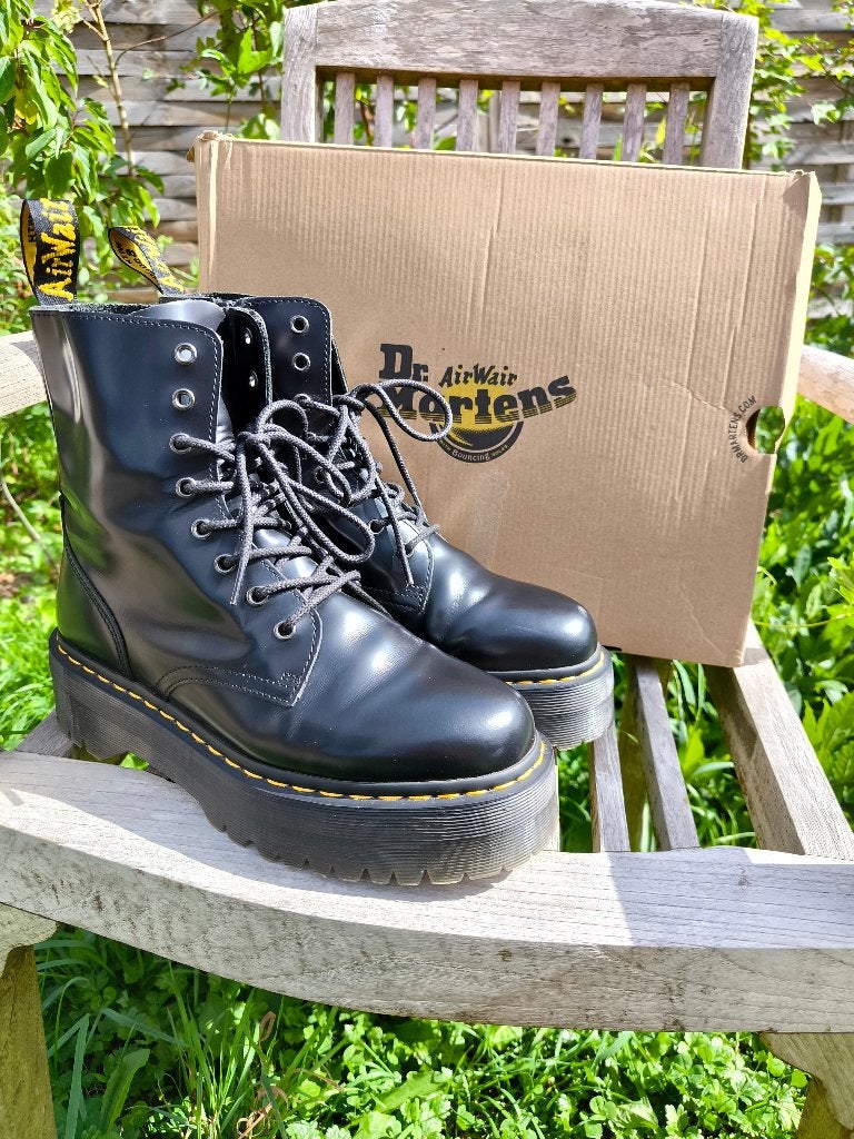 Boots Dr Martens Jadon plateformes 42 comme neuves, Comme neuf, Enlèvement, Boots et Botinnes, Dr Martens