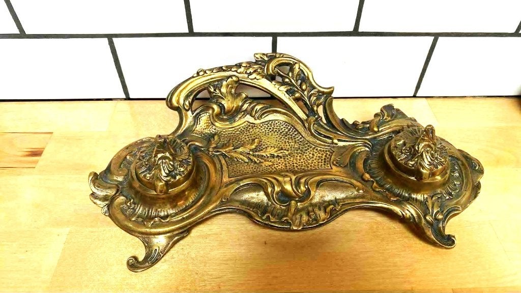 Magnifique ancien encrier en bronze art déco avec ses 2 pots, Antiquités & Art, Enlèvement ou Envoi, Bronze