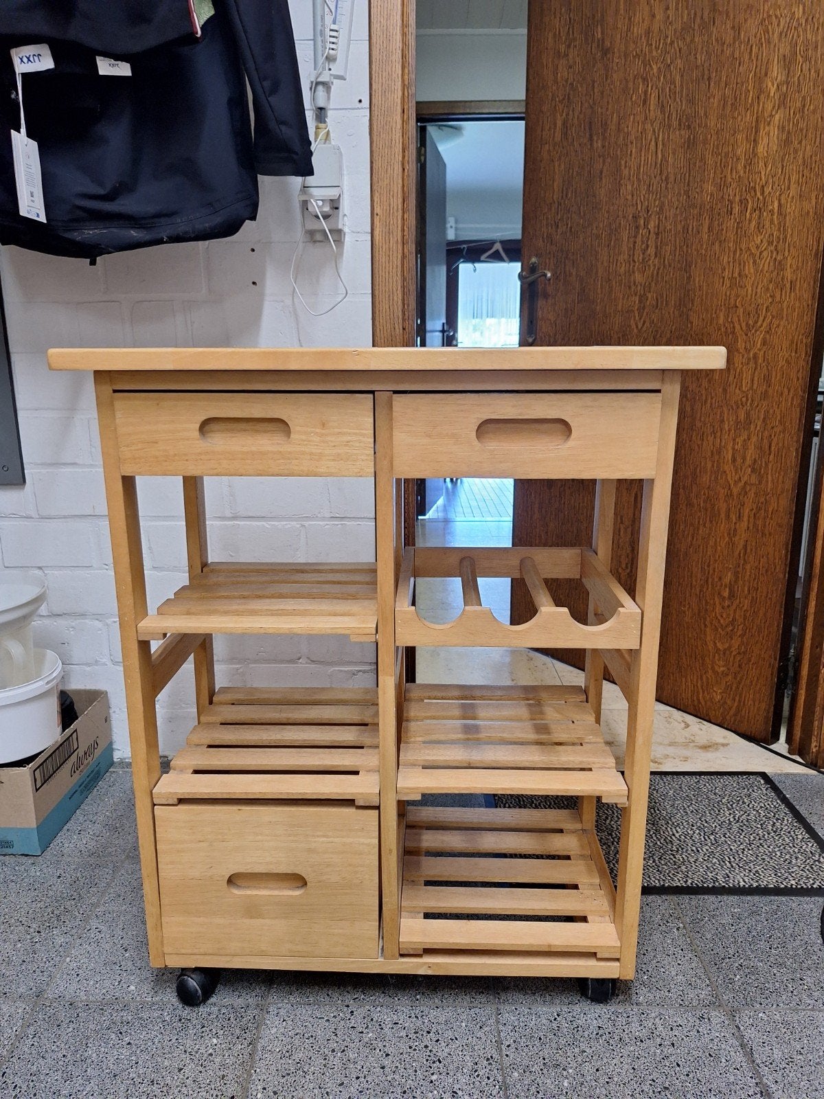 Table en bois avec rangement, Enlèvement