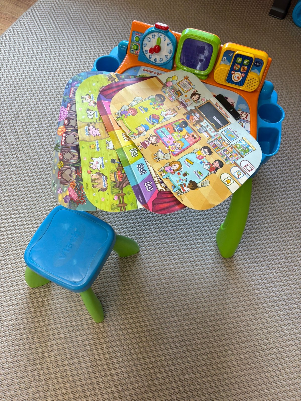 Speelbureau educatief, Kinderen en Baby's, Speelgoed | Speeltafels, Ophalen, Zo goed als nieuw