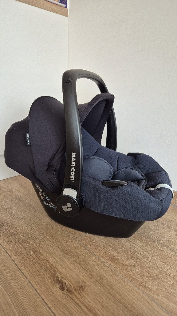 Maxi-Cosi CabrioFix i-Size, Kinderen en Baby's, Autostoeltjes, Ophalen, Autogordel of Isofix, Zo goed als nieuw, 0 t/m 13 kg