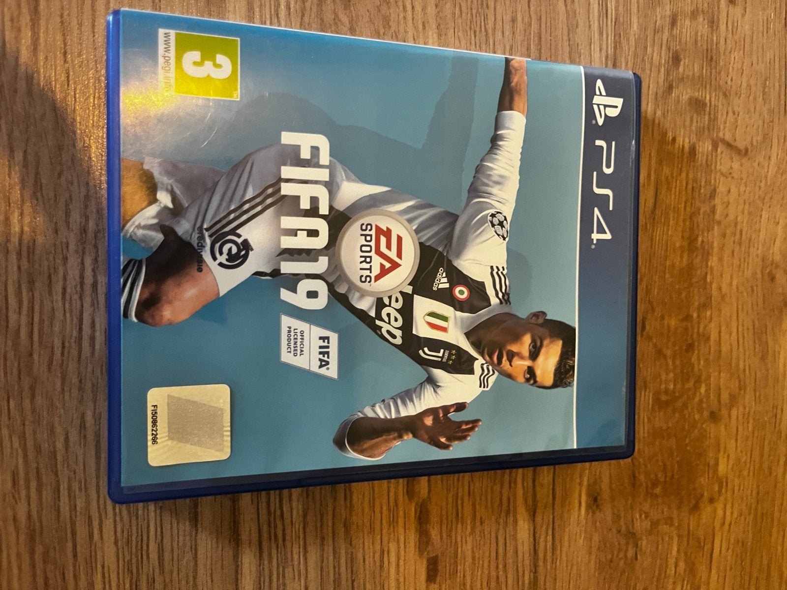 Fifa 19, Enlèvement, Utilisé, Autres genres, À partir de 12 ans