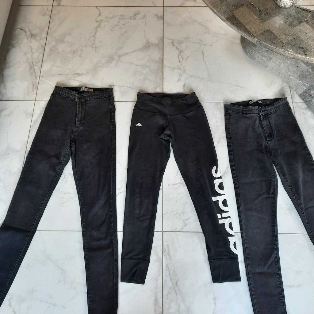 divers jeans' noir extensible denim co, Adidas taille 36, XS, Kleding | Dames, Spijkerbroeken en Jeans, Zwart, Overige jeansmaten