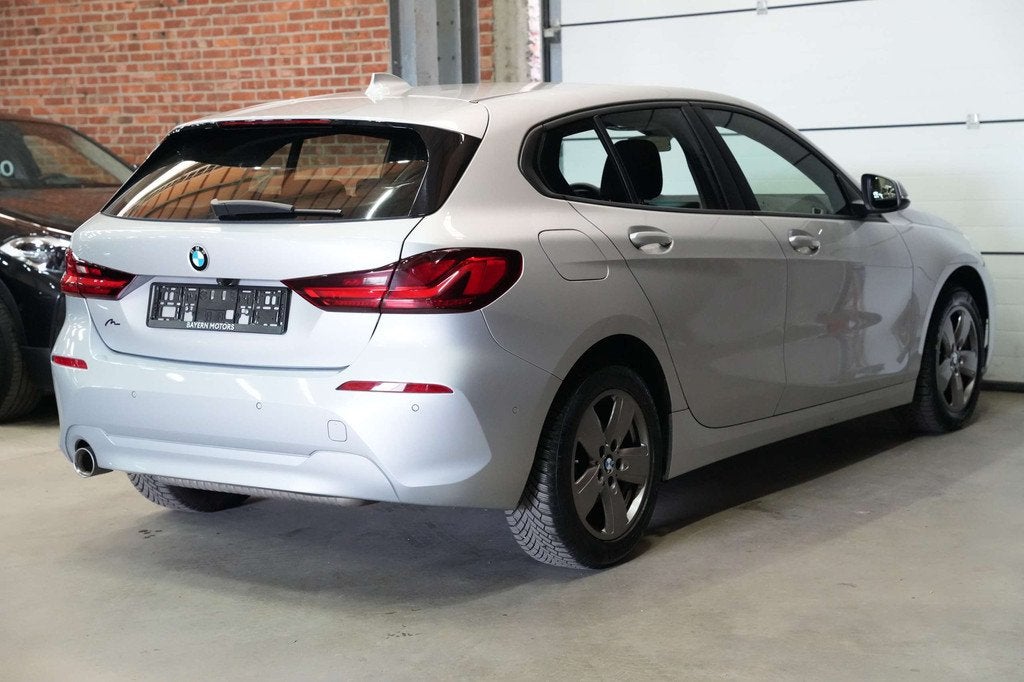 BMW 118 iA Automaat Benzine Garantie EURO 6d CarPlay LED C, 135 pk, Gebruikt, Bedrijf, 5 deurs