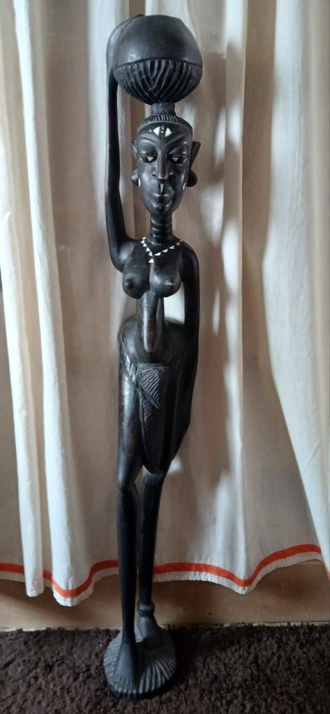Afrikaans beeld 1m13 hoog perfecte staat, Antiek en Kunst, Kunst | Beelden en Houtsnijwerken, Ophalen