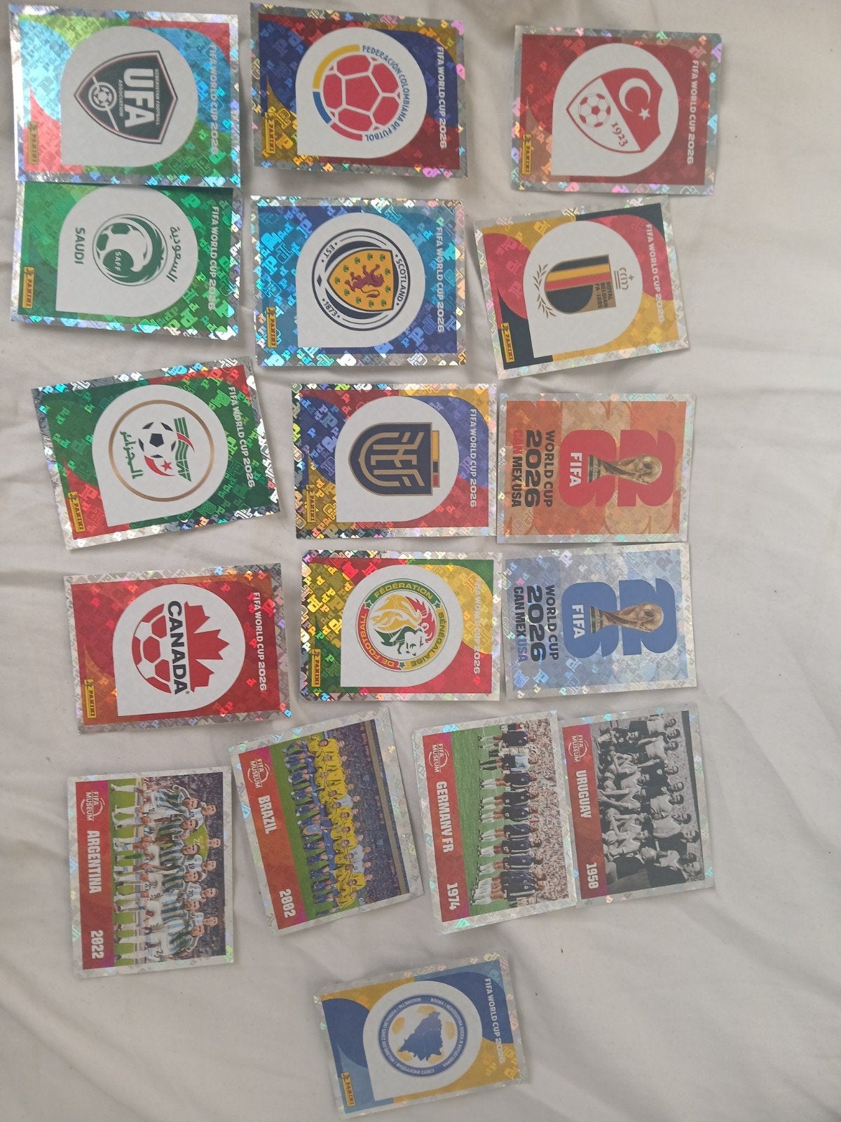 Blinkende panini voetbalstickers, Ophalen