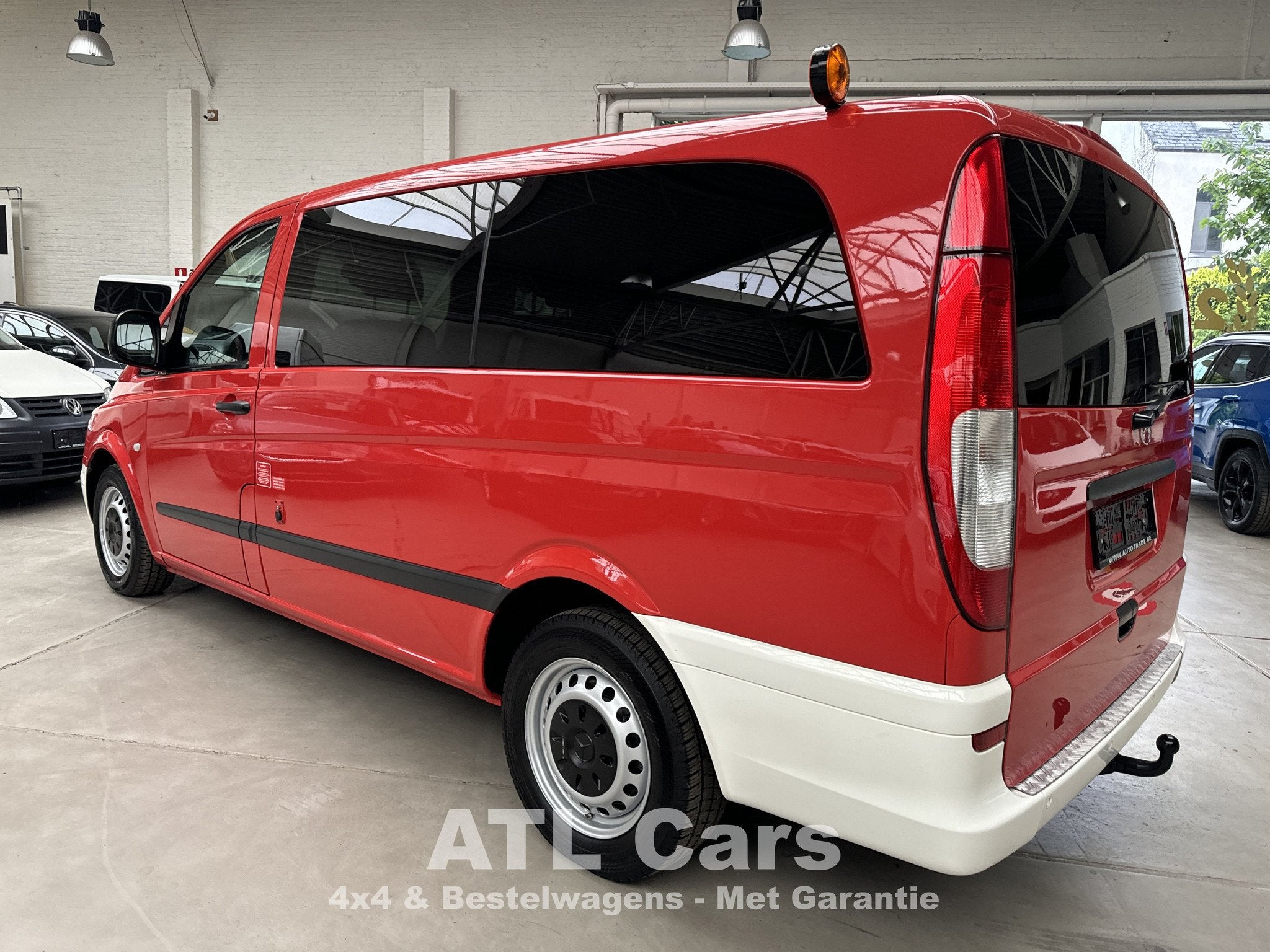 Mercedes-Benz Vito 2.2 Diesel | 8+1 Minibus | Trekhaak | 1j, Rouge, Achat, Entreprise, Capteur de stationnement