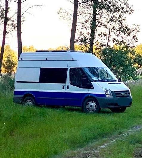 Offgrid camper van Ford Transit -gekeurd vv,vertrekkensklaar, Caravans en Kamperen, Mobilhomes, Buscamper of Camperbus, Ford, Tot en met 2