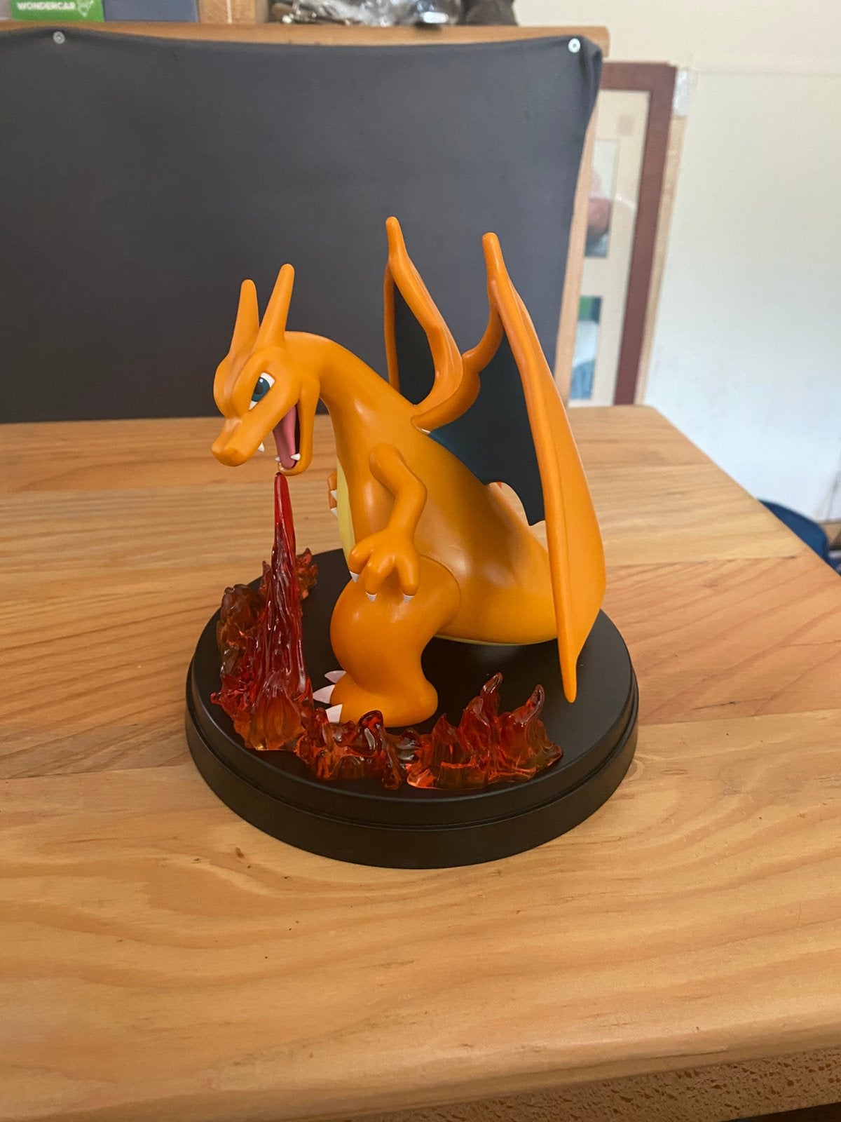 Charizard figuurtje, Ophalen, Zo goed als nieuw