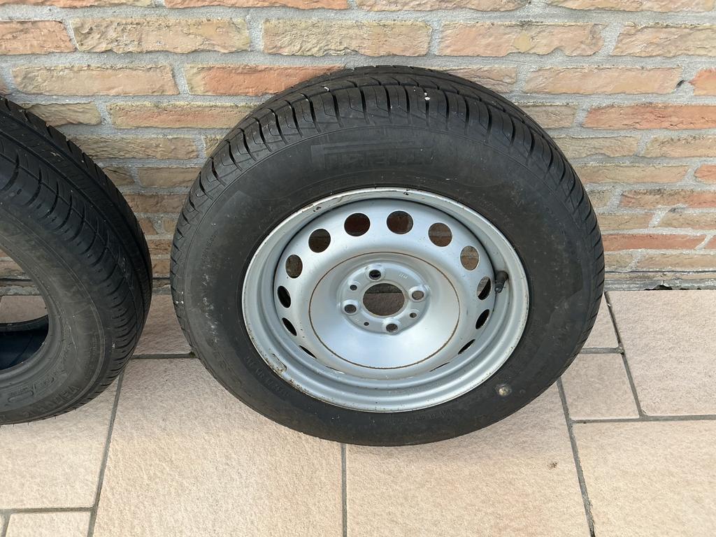 Pirelli & michelin band 175/70 r14, Auto-onderdelen, Ophalen, 14 inch, Bestelwagen, 175 mm