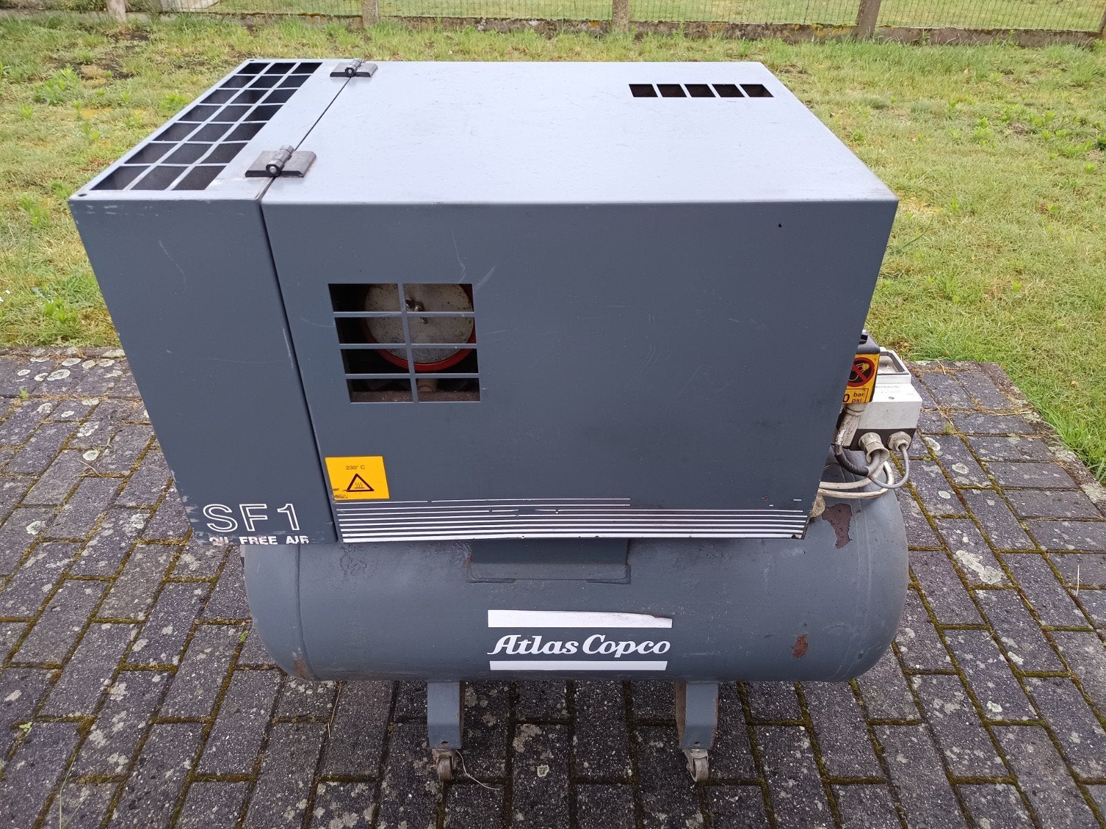 Atlas Copco SF1 compressor, Ophalen, Gebruikt, Olievrij, 6 tot 10 bar