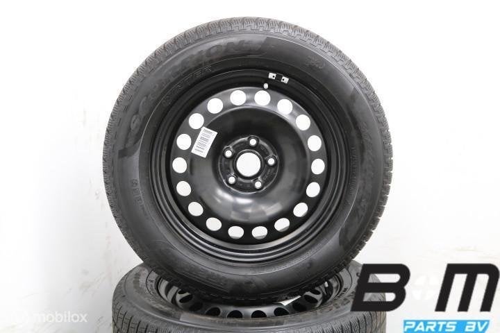Org 17 inch velgen + winterbanden VW Tiguan 3 5QF601027J, Pneus et Jantes, Véhicule de tourisme, 17 pouces, Utilisé