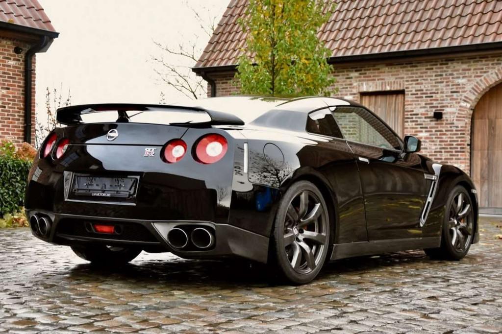 Nissan GT-R GT-R Black Edition *COLLECTORS ITEM* (bj 2010), Auto's, Gebruikt, Zwart, Zwart, Leder