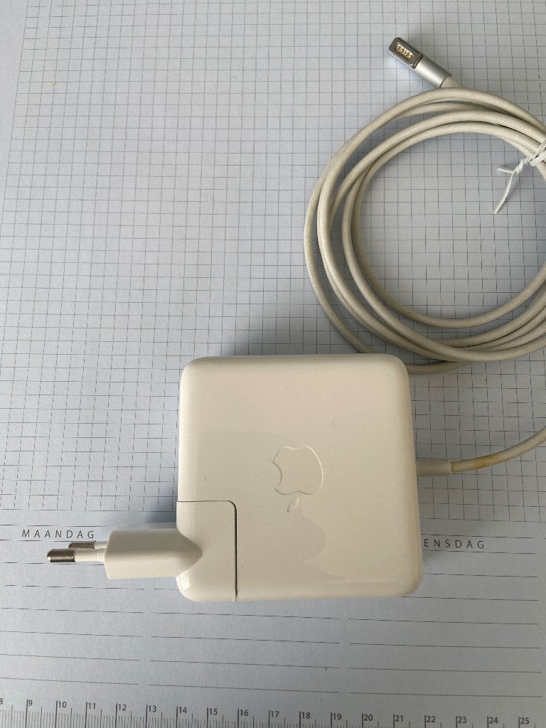 Apple voeding voor laptop, Computers en Software, Ophalen of Verzenden, Gebruikt, Apple
