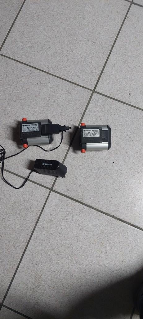Gardena batterij met oplader, Tuin en Terras, Grastrimmers, Accu