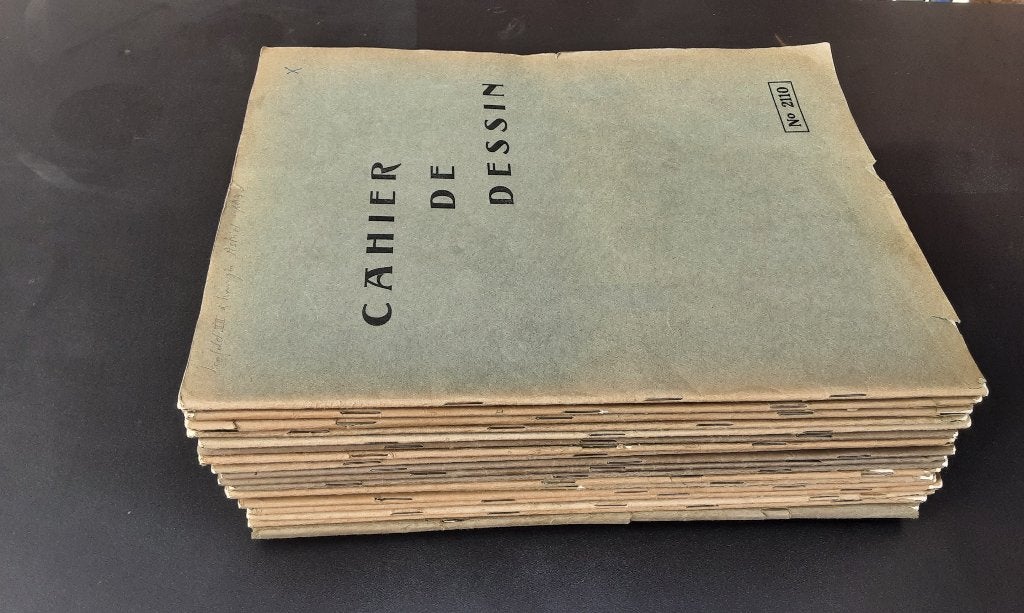 Famille royale de Belgique, 1936-1940, très bon, 18 livres, Collections, Maisons royales & Noblesse, Enlèvement ou Envoi, Utilisé