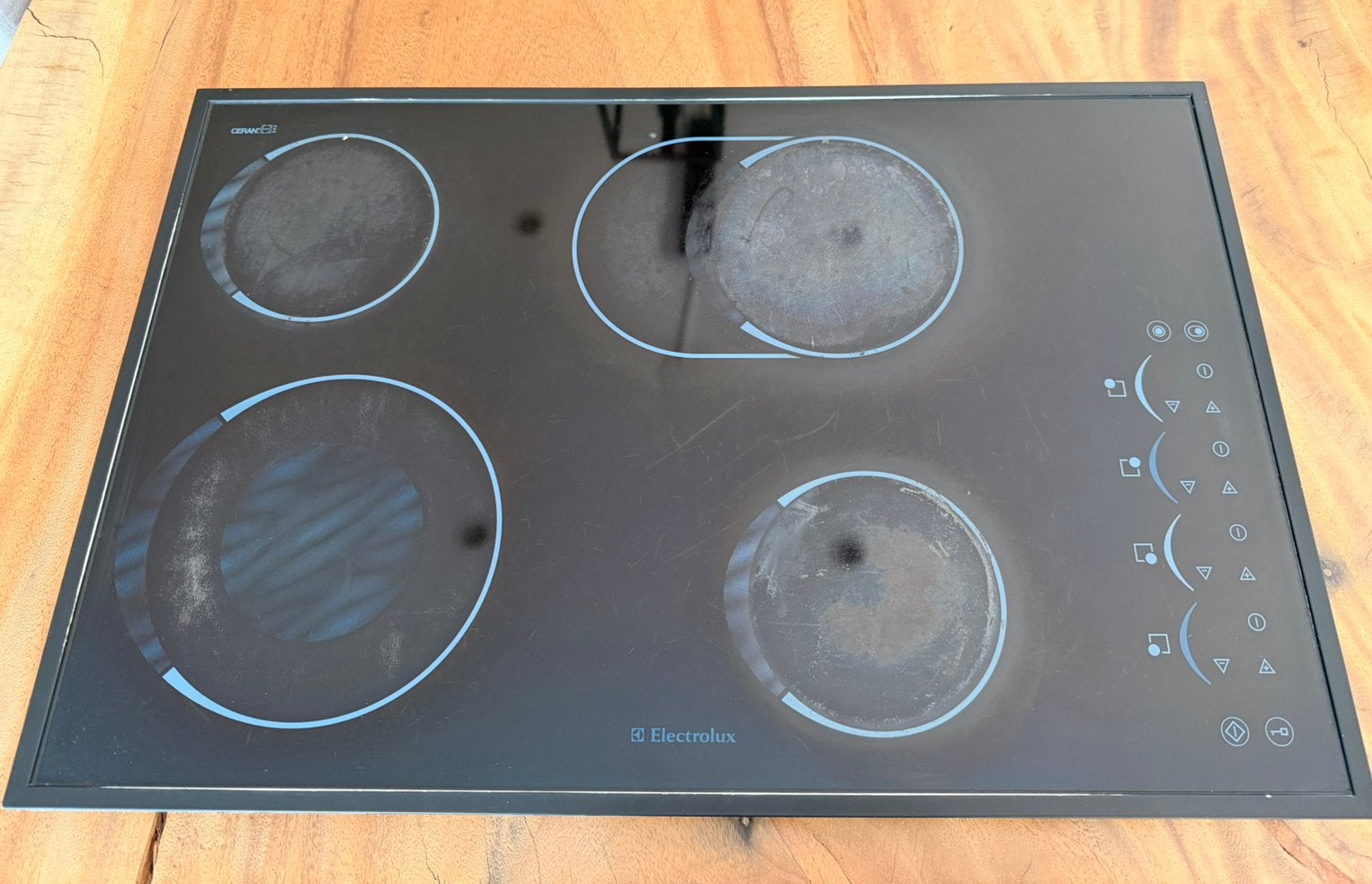 Electrolux vitrokeramische kookplaat GRATIS, Ophalen, Gebruikt, Keramisch, 4 kookzones