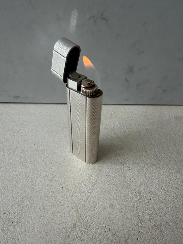 Briquet Cartier les Must de Cartier argenté/briquet, Enlèvement ou Envoi, Utilisé, Briquet