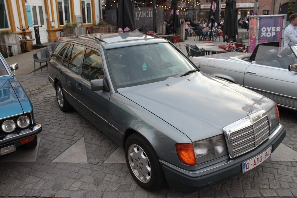 Mercedes 250 TD de 1989, Autos, 90 kW, Argent ou Gris, Achat, Série 200