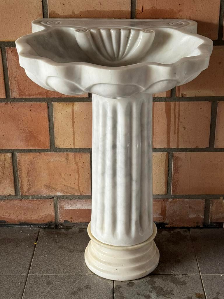 Lavabo ancien baroque marbre massio, Maison & Meubles, Enlèvement, Comme neuf
