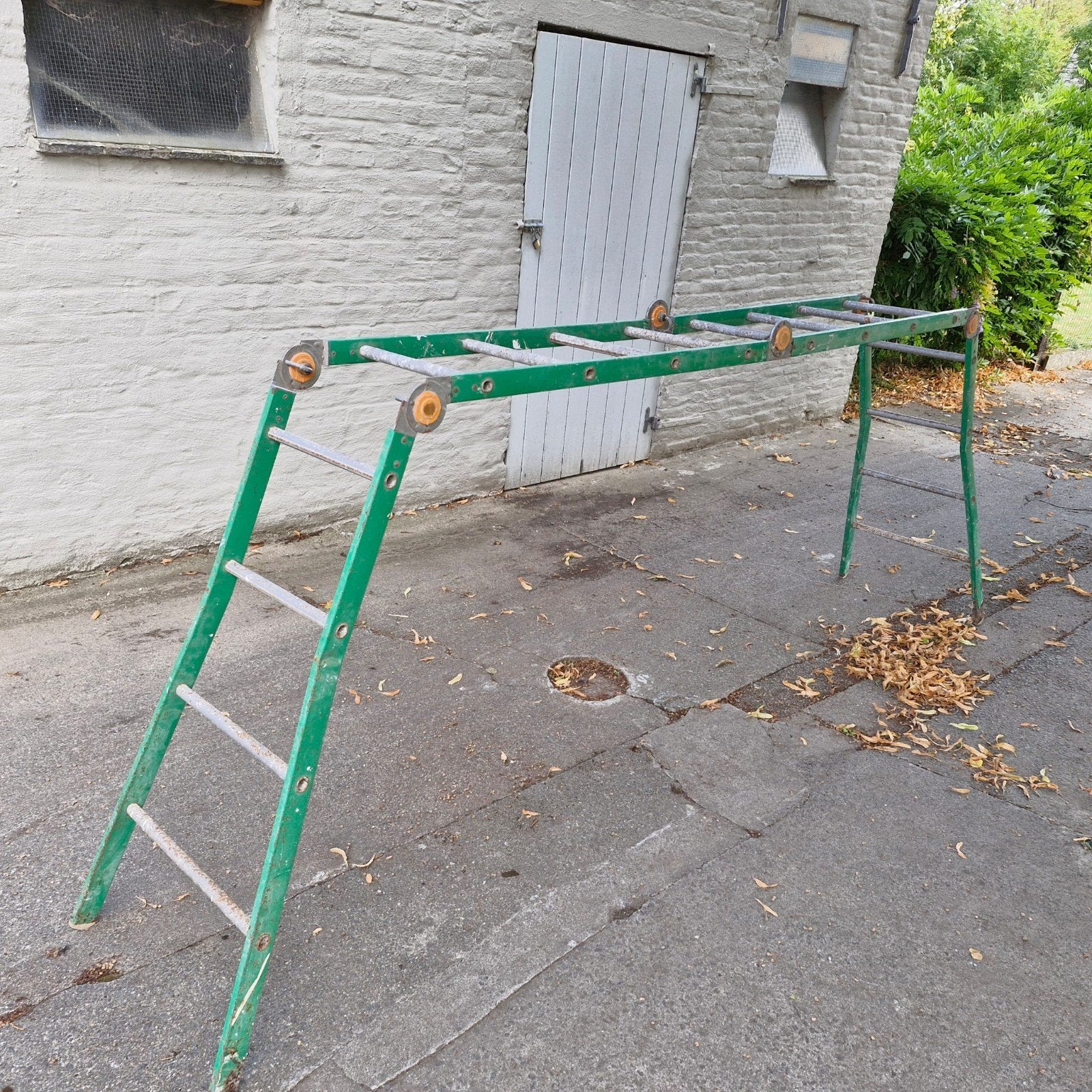 Stelling-ladder, Ophalen