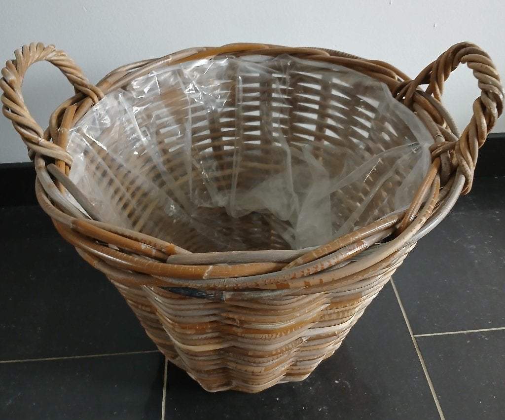 Rieten mand, Ophalen, Mand, Gevlochten, Rond