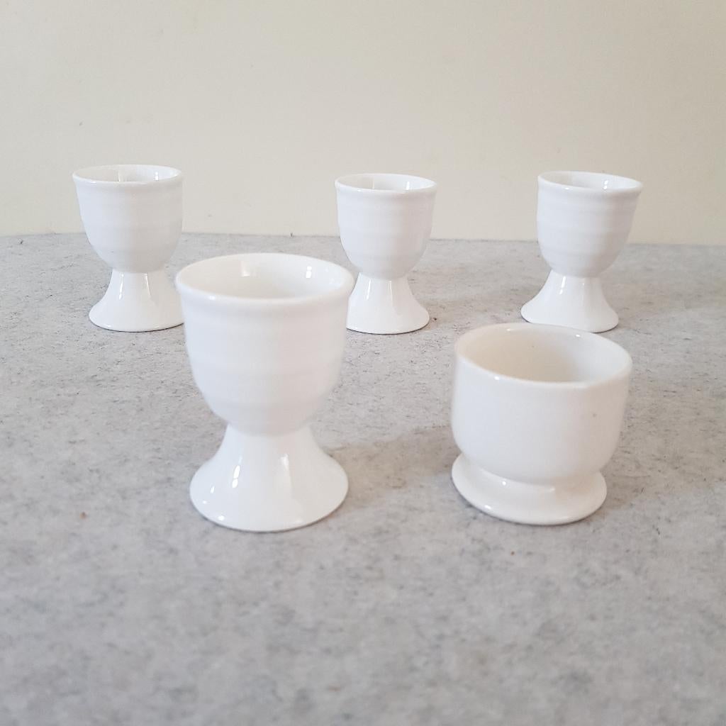 Villeroy & Boch Minoir 4 eierdopjes en 1 Boch, Ophalen of Verzenden
