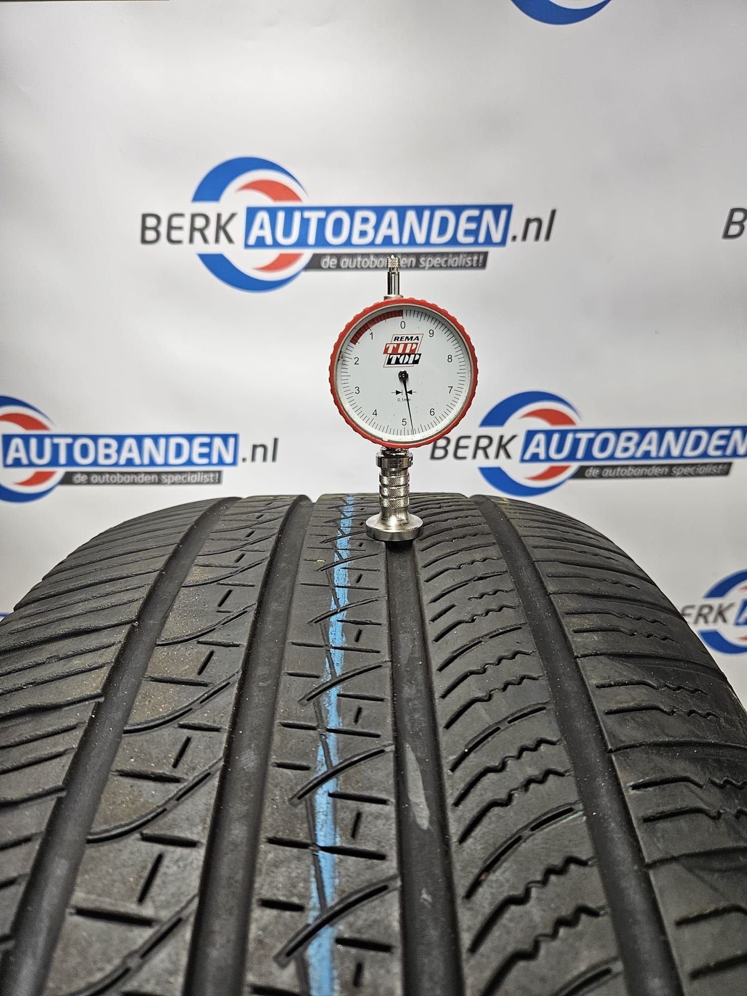 2x Pirelli Scorpion Zero All Season (LR) XL M+S 285/40 R23 1, Auto-onderdelen, Banden en Velgen, Gebruikt, -, 285 mm, -