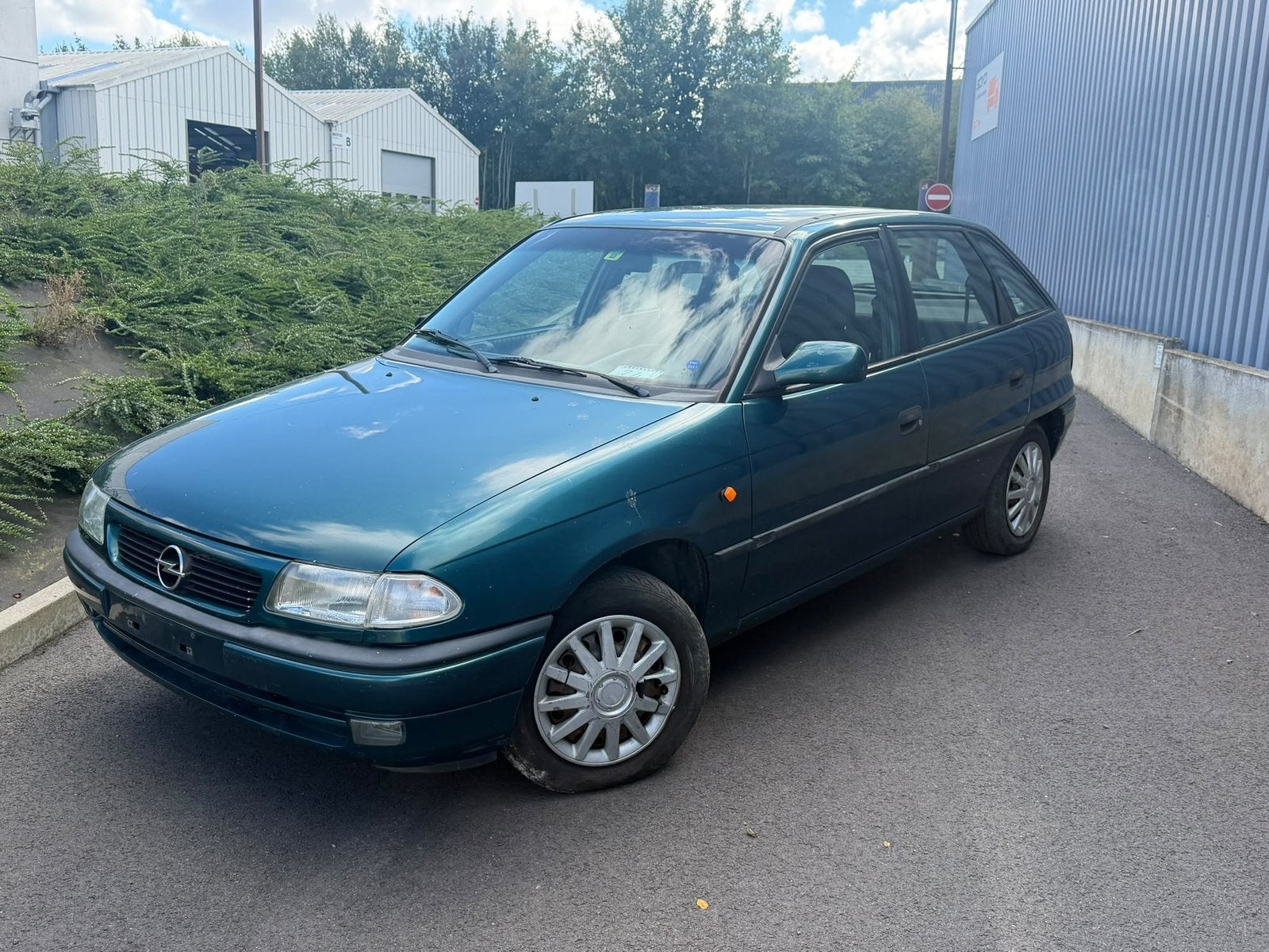 Opel Astra 1,4essence 66kw marchand, Autos, Achat, Entreprise, Boîte manuelle, 5 portes