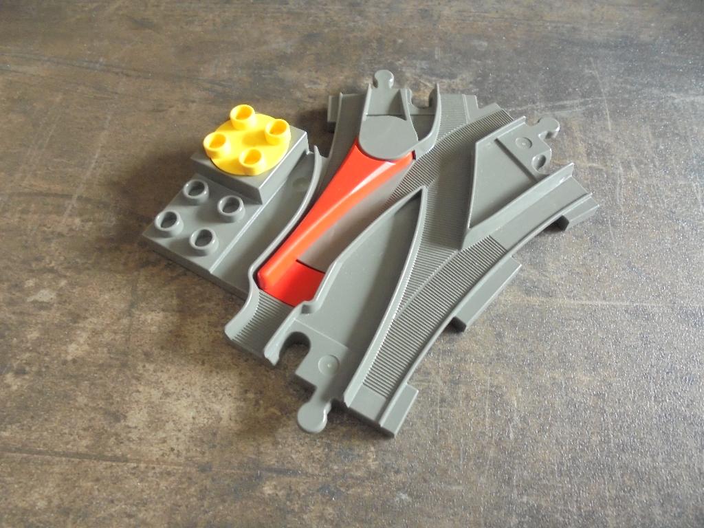 Lego Duplo Train Track Switcher with Red Switch(zie foto's)3, Verzenden, Gebruikt, Losse stenen, Duplo