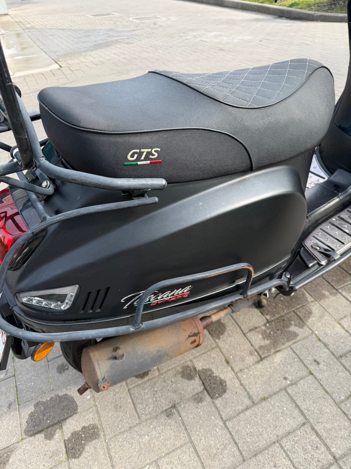 a klasse scooter, Fietsen en Brommers, Ophalen, Zo goed als nieuw
