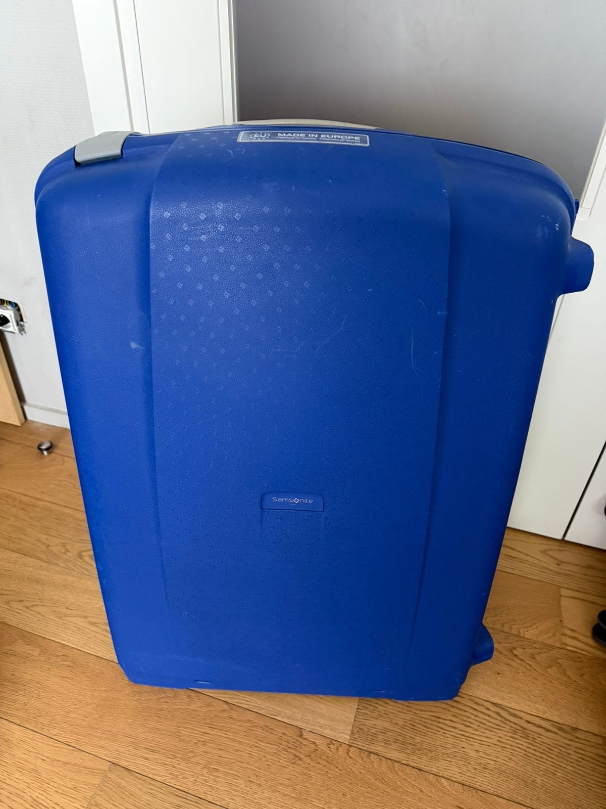 Samsonite valise solide, Bijoux, Sacs & Beauté, Valises, Enlèvement, Utilisé, Plastique dur