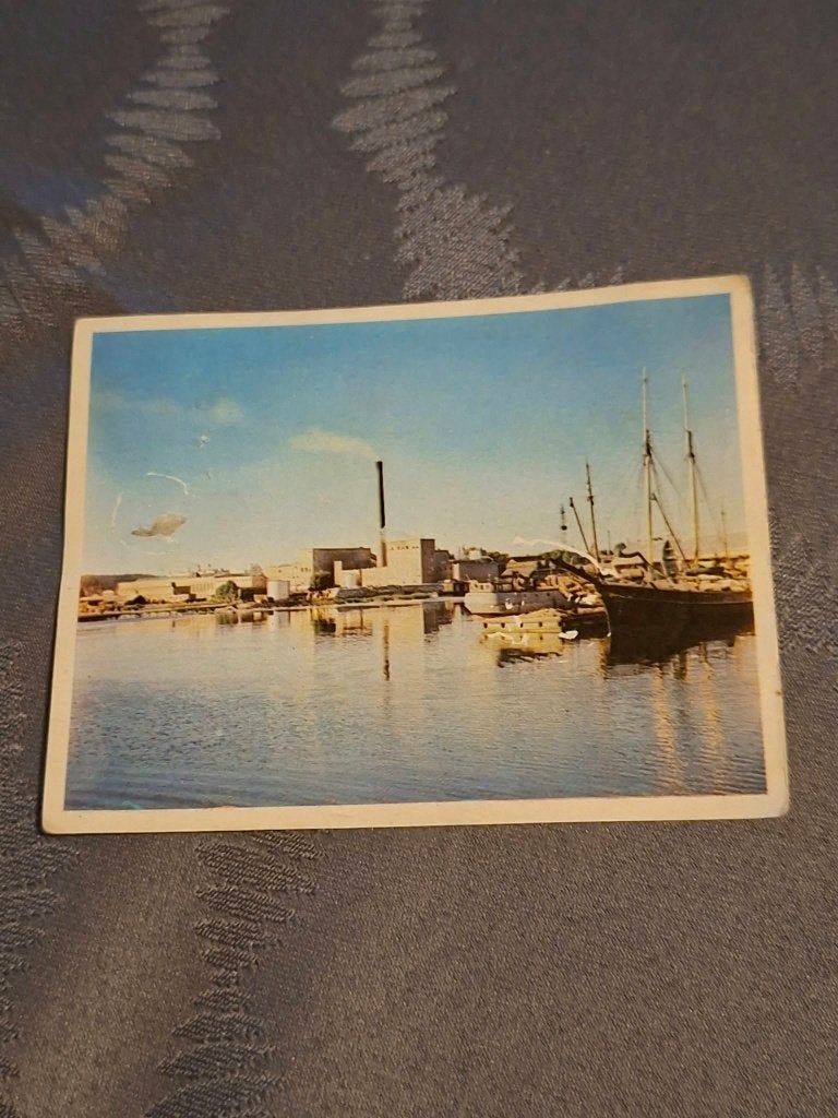 Prentje/Chromo : Fabriek van papierdeeg/de Kuifje's bons, Verzamelen, 1960 tot 1980, Gebruikt, Ophalen of Verzenden, Prent