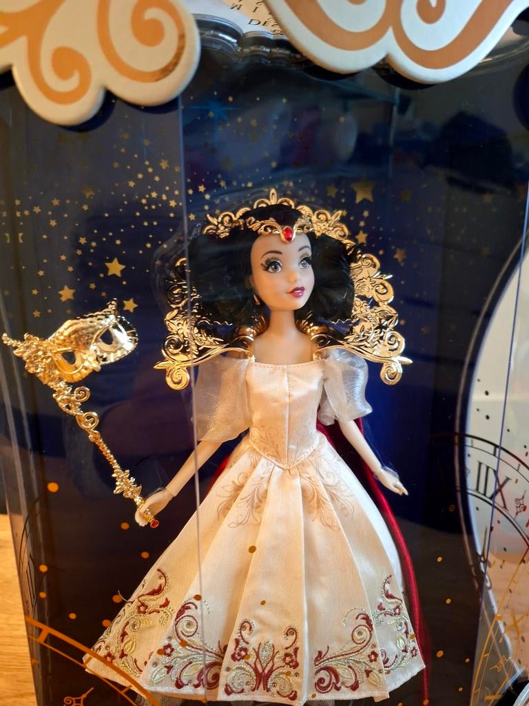 Disney Snow White Midnight masquerade pop NIEUW, Tickets & Billets