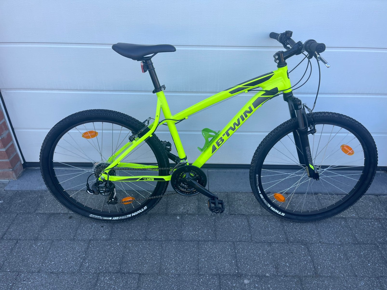 Velo B’Twin Rockrider 340 ( 26 pouces ), Fietsen en Brommers, Ophalen, Zo goed als nieuw